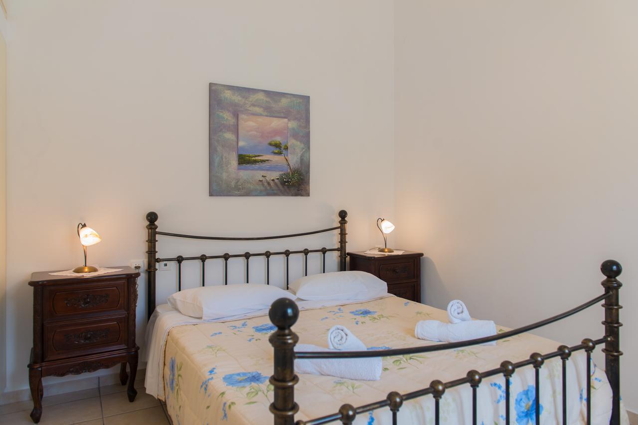 Grand View Apartment Kamares  Екстериор снимка